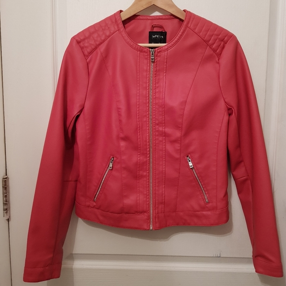 Pink leather jacket - Picture 2 of 4